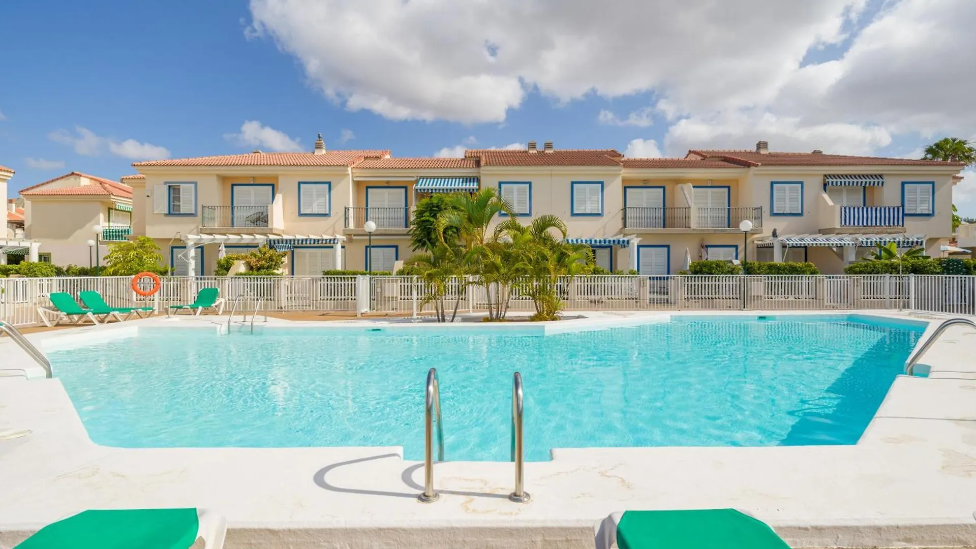 Feriehus Cabosos Suites Pasito Blanco Spanien